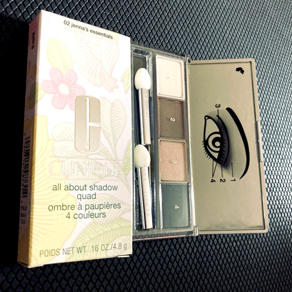 CLINIQUE - All About Shadow Quad - 02 Jenna’s Essentials - BRAND NEW!